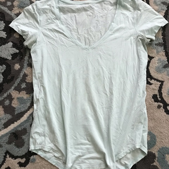 lululemon athletica Tops - Lululemon t shirt 🍋
